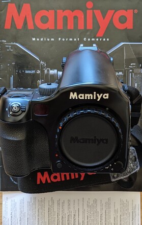Rent a Mamiya Medium Format 645 AF camera body + 150mm lens & LOTS