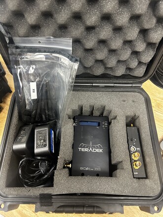BOLT Pro2000 SDI/HDMI無線伝送Tradek ボルト BOLT Pro2000 SDI/HDMI無線伝送Tradek ボルト Bolt Pro 2000 3G