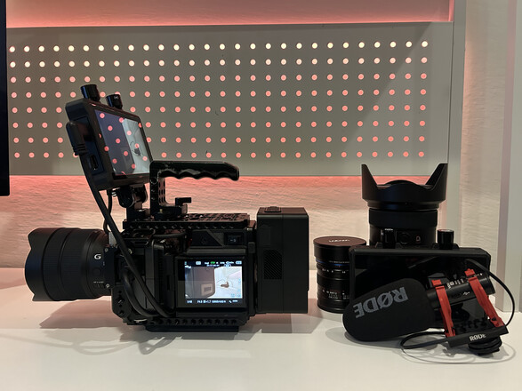 【新品】定価 ¥79,200 Hollyland Mars M1 sony fx Hollyland Mars M1 Enhanced Wireless Video Transmission