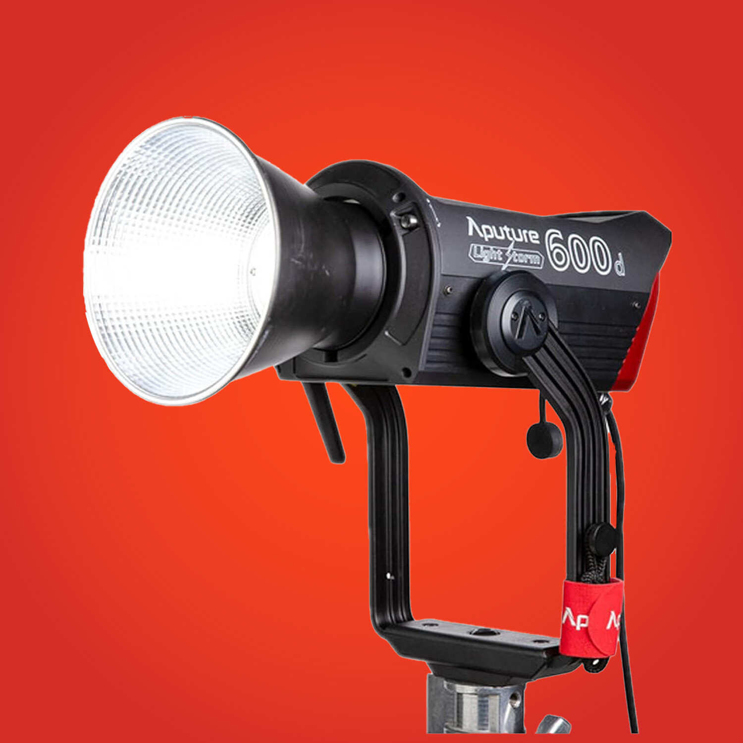 (中古) Aputure LS 600d Amazon.com : Aputure 600d LED Video Light Aputure LS 600D Light