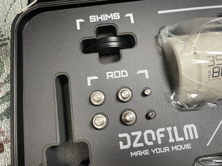 ダーツ Dz For Sale: DZOFilm Catta 35-80 & 70-135mm T2.9 E-Mount Cine