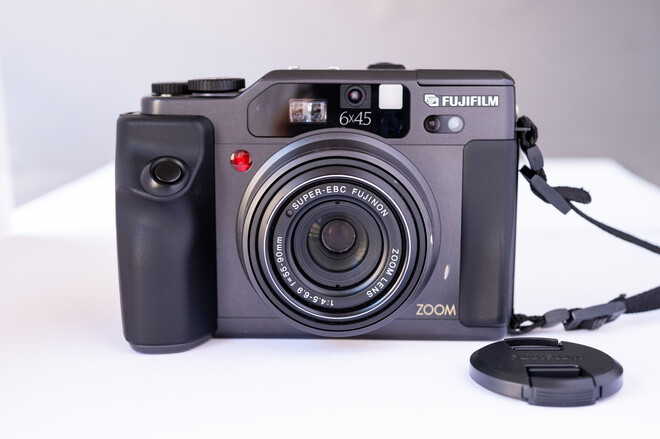 FUJIFILM GA645Zi Professional　BLACK A Comprehensive Review of the Fuji GA645 Film Camera » Shoot