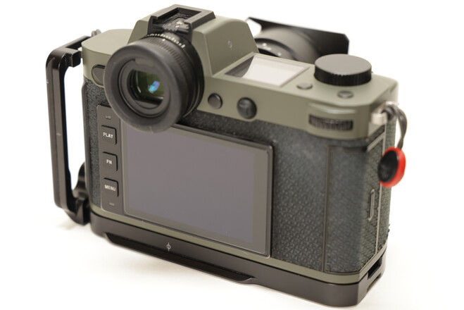 Rent a Leica SL2-S Reporter , Best Prices | ShareGrid Los Angeles, CA