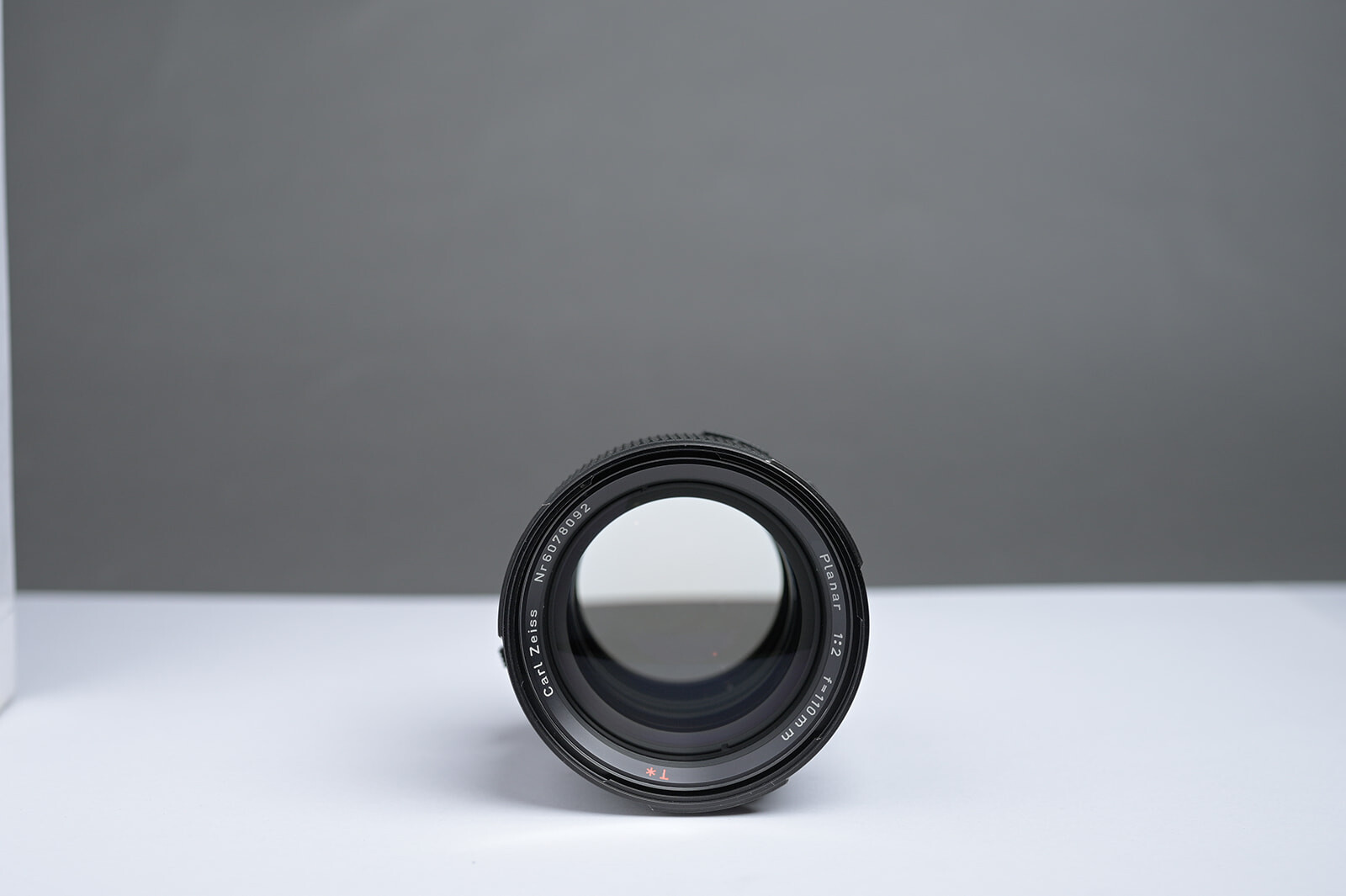 For Sale: Hasselblad 110mm f/2 F T* Carl Zeiss Planar Lens