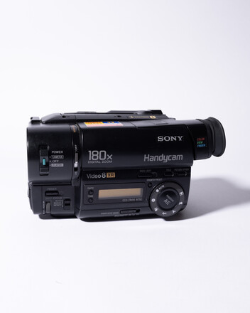 Rent a Sony Hi-8 Handycam, Best Prices | ShareGrid New York, NY
