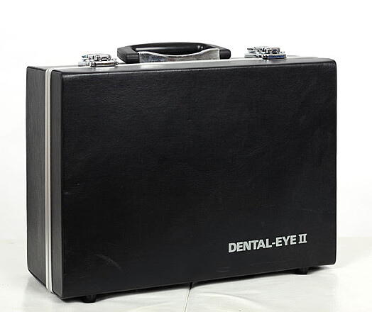 Rent a Yashica Dental-Eye II 35mm Camera, Best Prices | ShareGrid