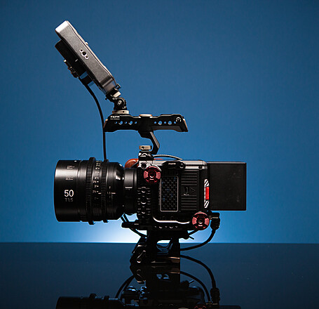 Rent a RED Komodo 6K Camera Package, Best Prices | ShareGrid Los