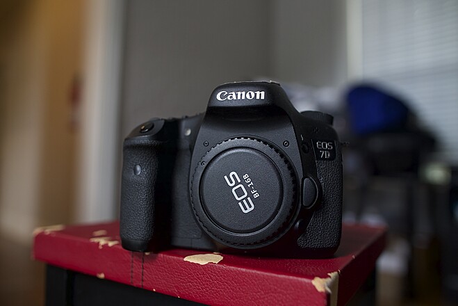 Rent a Canon EOS 7D DSLR Camera, Best Prices | ShareGrid Knoxville, TN