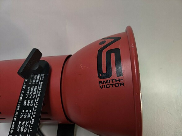 Rent a Vintage Smith Victor A80 8