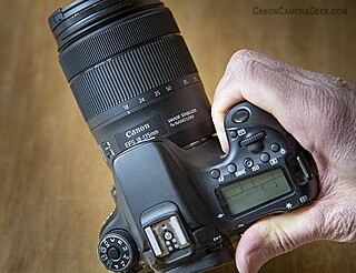 ✨遠近両用で幅広く網羅✨Canon EF-S 18-135mm IS✨手振補正付 ☆Canon EF-S 18-135mm IS☆手ぶれ補正付き高倍率レンズ