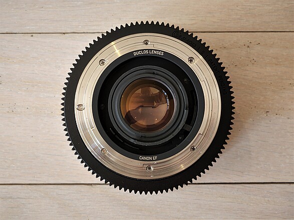 Rent a Leica Summicron - R 50mm f2 (Cine-Mod - Leitax EF - 1978 