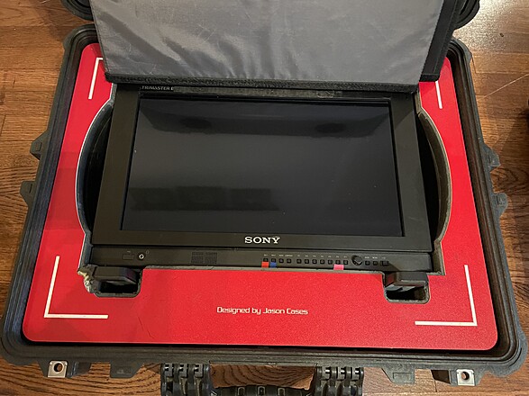 SONY ソニー 業務用ビデオモニター PVM-A170 SKBケース付き $_57.JPG?set_id=880000500F