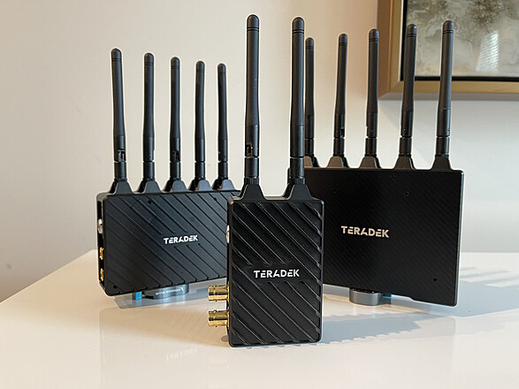 Rent a 2:1 Teradek Bolt 4K LT 750 3G-SDI/HDMI Wireless RX/TX