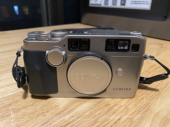 Rent a Contax G2 Film Camera Body + 45m Contax Lens, Best Prices