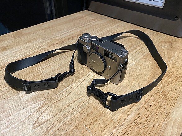 Rent a Contax G2 Film Camera Body + 45m Contax Lens, Best Prices