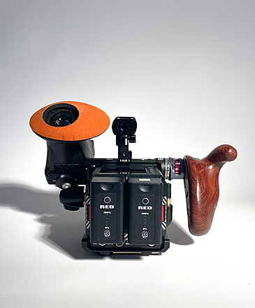 【美品】RED KOMODO 6K + Sigma 18-35mm アクセサリー Rent a RED Komodo 6K 
