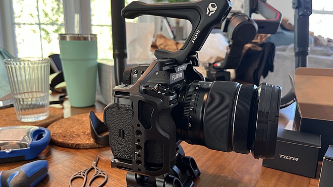 Rent a Fujifilm xh2s Mirrorless camera with xf 16-55 f/2.8 lens