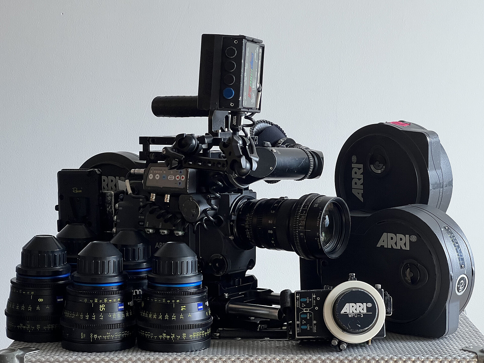 Rent a ARRI Arriflex 416 Plus 16mm Package w/ HD Tap + Ultra16 Primes