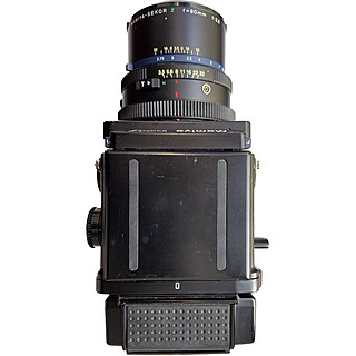 Rent a Mamiya RZ67 Pro II (Sekor 90mm f3.5 Lens + 120mm Film Back