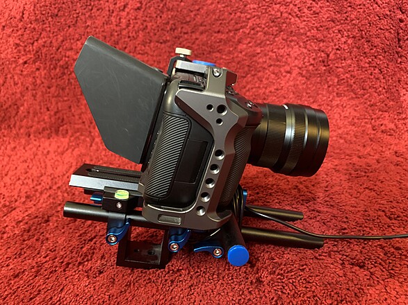 Blackmagic BMPCC4K リグ付き（映像クリエイターが約一年BMPCC4K