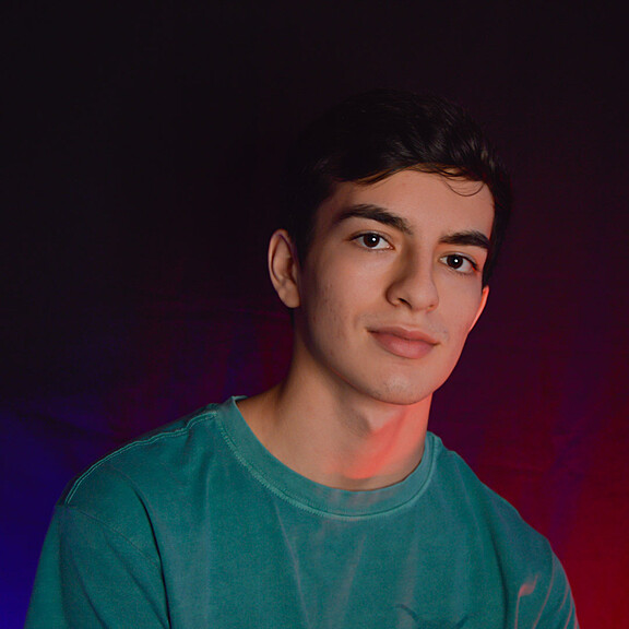 Adrian Dominguez | ShareGrid